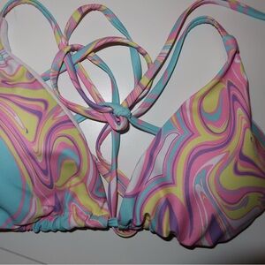 Kulani kini Swirl Bikini Top